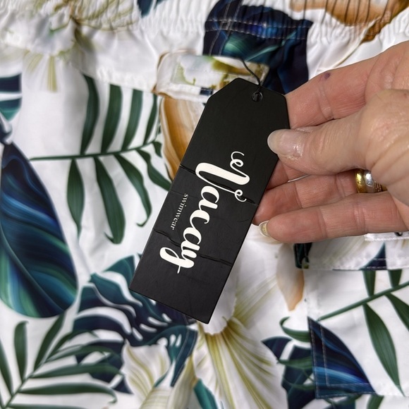 Men's NWT Barbados Swim Trunks with Built in Mesh Briefs in White Floral M - Picture 5 of 12